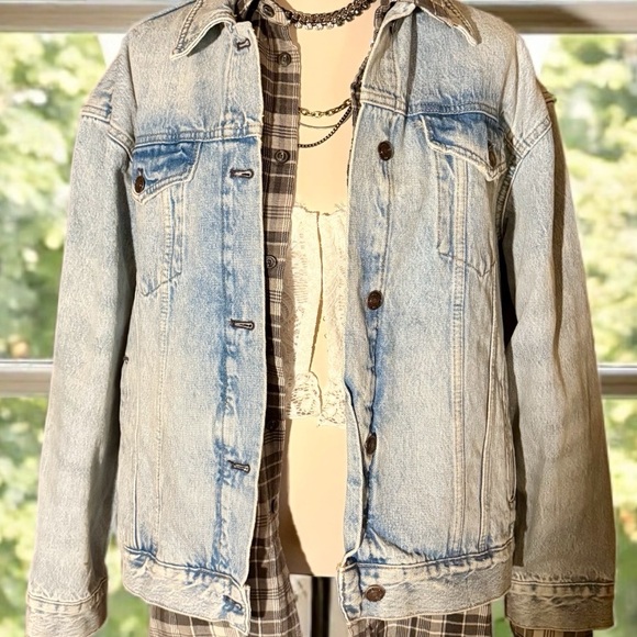 Free People Denim Jacket - Picture 13 of 13